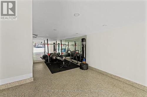 24 - 96 Nelson Street, Oakville, ON - Indoor