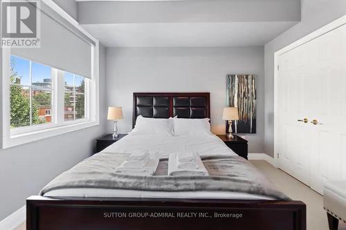 24 - 96 Nelson Street, Oakville, ON - Indoor Photo Showing Bedroom