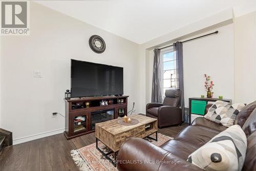 10 - 501 Buckeye Court, Milton, ON - Indoor Photo Showing Living Room