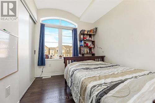 10 - 501 Buckeye Court, Milton, ON - Indoor Photo Showing Bedroom