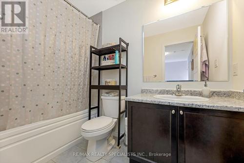 10 - 501 Buckeye Court, Milton, ON - Indoor Photo Showing Bathroom