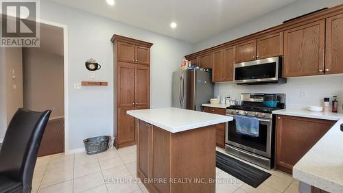 Upper - 54 Cape Dorset Crescent, Brampton, ON - Indoor Photo Showing Kitchen