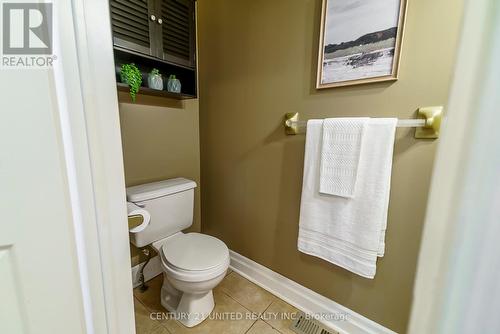 1050 Beatrice Street E, Oshawa (Pinecrest), ON - Indoor Photo Showing Bathroom