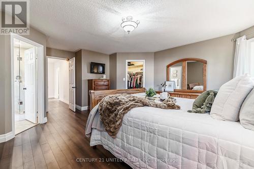 1050 Beatrice Street E, Oshawa (Pinecrest), ON - Indoor Photo Showing Bedroom