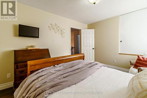 1050 Beatrice Street E, Oshawa (Pinecrest), ON - Indoor Photo Showing Bedroom