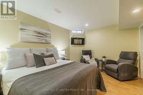 1050 Beatrice Street E, Oshawa (Pinecrest), ON - Indoor Photo Showing Bedroom