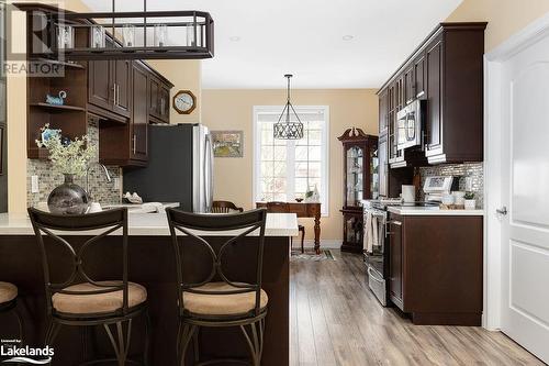 148 Pineridge Gate, Gravenhurst, ON - Indoor Photo Showing Kitchen