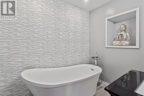 17 Pinehill Place, Paradise, NL - Indoor Photo Showing Bathroom