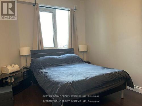 611 - 555 Yonge Street, Toronto, ON - Indoor Photo Showing Bedroom