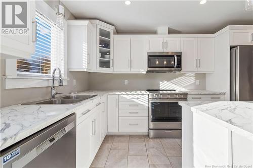 119 Crowbush Crescent, Moncton, NB - Indoor Photo Showing Kitchen With Double Sink With Upgraded Kitchen