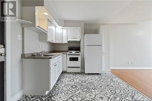 636 Salisbury Road, Salisbury, NB - Indoor Photo Showing Kitchen With Double Sink