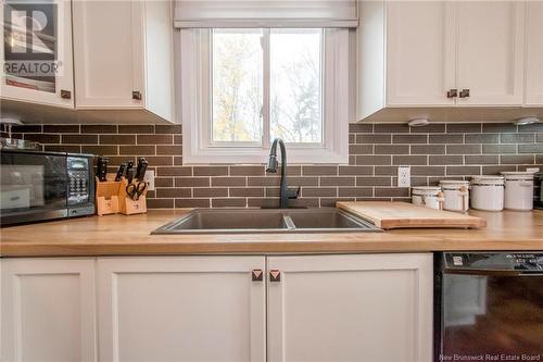 181 Mcnamara Drive, Saint John, NB - Indoor Photo Showing Kitchen