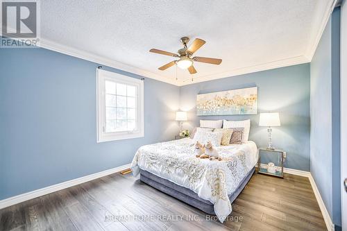 4066 Renfrew Crescent, Mississauga, ON - Indoor Photo Showing Bedroom