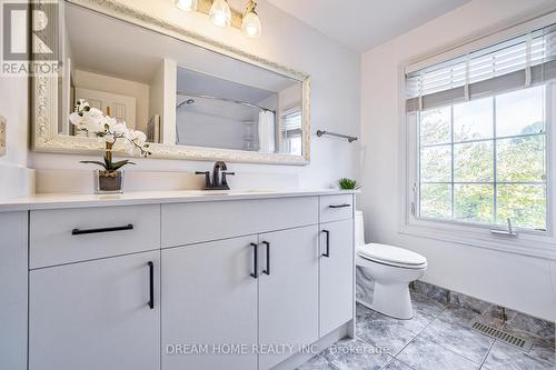 4066 Renfrew Crescent, Mississauga, ON - Indoor Photo Showing Bathroom