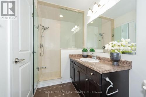 413 Switchgrass Street, Oakville, ON - Indoor Photo Showing Bathroom