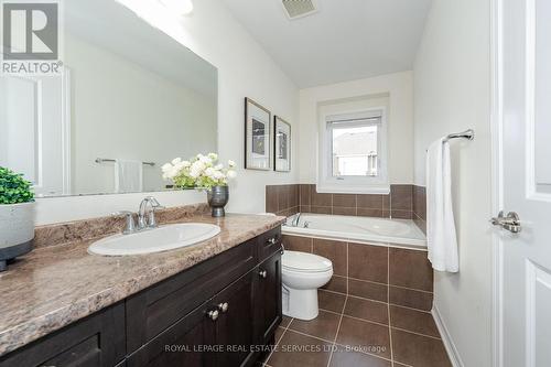 413 Switchgrass Street, Oakville, ON - Indoor Photo Showing Bathroom