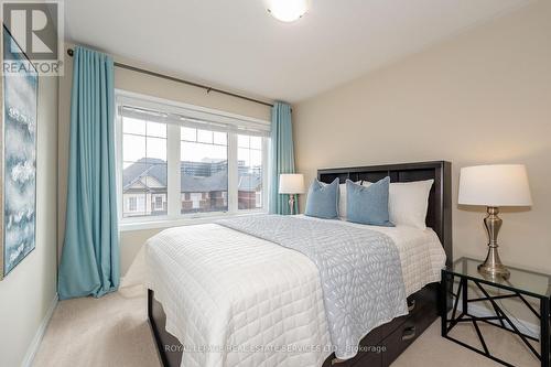 413 Switchgrass Street, Oakville, ON - Indoor Photo Showing Bedroom