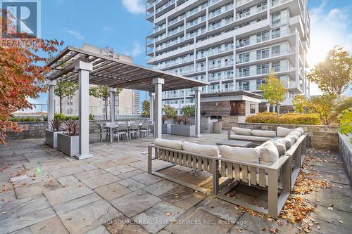 903 - 65 Speers Road, Oakville, ON - Outdoor