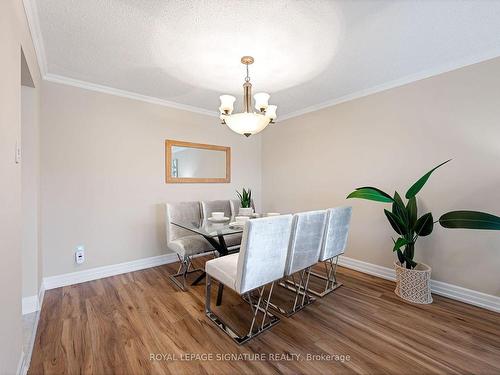 403 Archdekin Dr, Brampton, ON - Indoor Photo Showing Dining Room