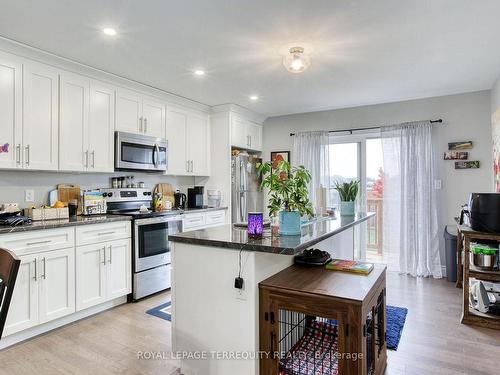 172 Lambert St, Amherstburg, ON - Indoor Photo Showing Kitchen