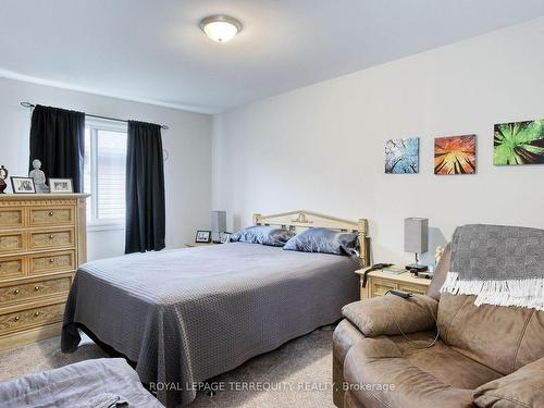 172 Lambert St, Amherstburg, ON - Indoor Photo Showing Bedroom