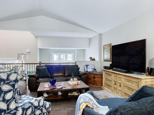 172 Lambert St, Amherstburg, ON - Indoor Photo Showing Living Room