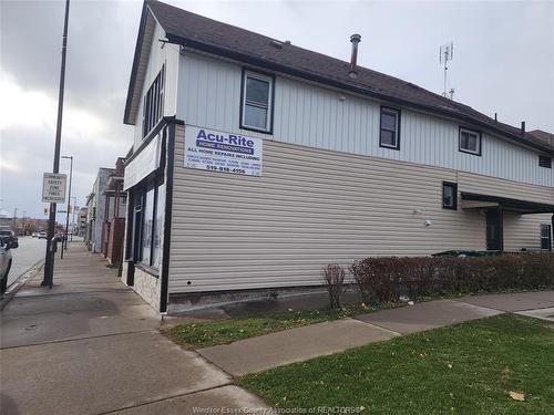 254 Wyandotte, Windsor, ON 