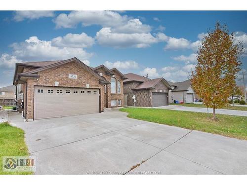 Lower-4759 Periwinkle Crescent, Windsor, ON 