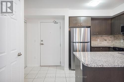 111 - 1045 Nadalin Heights, Milton, ON - Indoor Photo Showing Kitchen