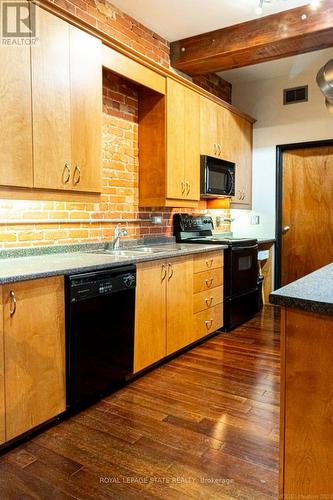 13 - 357 Hunter Street W, Hamilton, ON - Indoor Photo Showing Kitchen With Double Sink