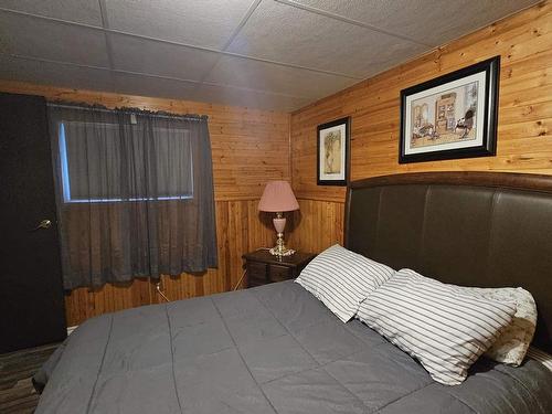 62 Jackson Crescent, Marathon, ON - Indoor Photo Showing Bedroom