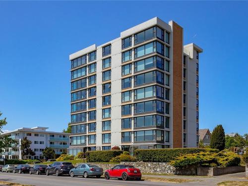 403-670 Dallas Rd, Victoria, BC - Outdoor With Facade