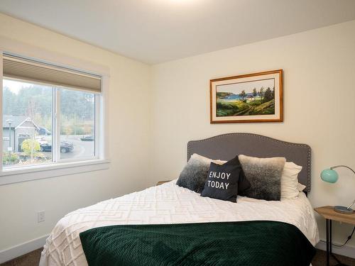 3 Massey Pl, View Royal, BC 