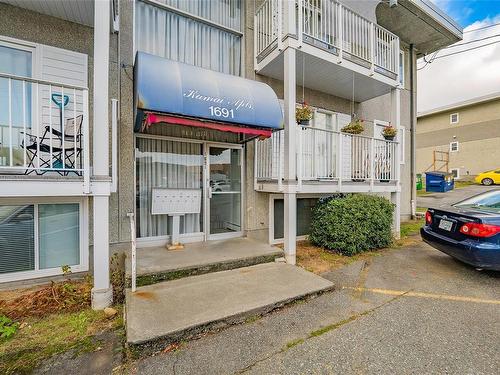 1691&1695 Boundary Ave, Nanaimo, BC - Outdoor