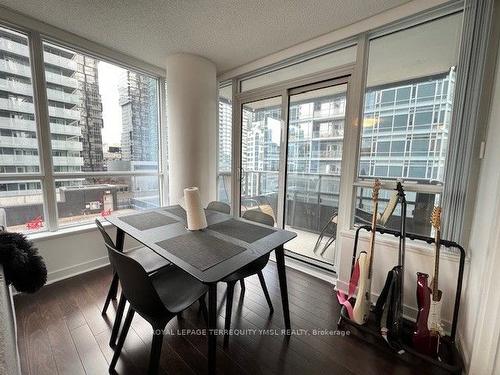 1510-295 Adelaide St W, Toronto, ON - Indoor Photo Showing Dining Room