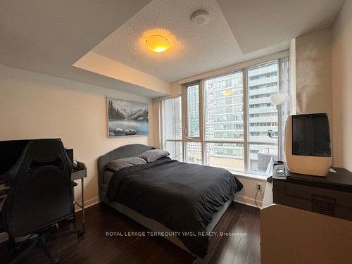 1510-295 Adelaide St W, Toronto, ON - Indoor Photo Showing Bedroom