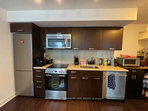 1510-295 Adelaide St W, Toronto, ON - Indoor Photo Showing Kitchen