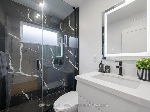 46 Shangarry Dr, Toronto, ON - Indoor Photo Showing Bathroom