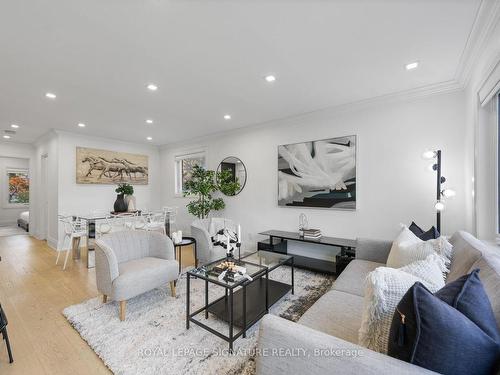 46 Shangarry Dr, Toronto, ON - Indoor Photo Showing Living Room