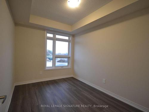 107-1573 Rose Way, Milton, ON - Indoor Photo Showing Other Room