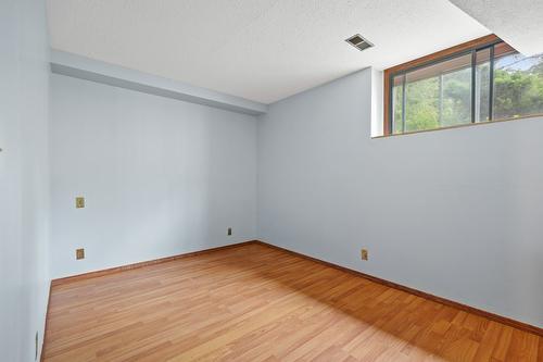 2949 Sandstone Crescent, West Kelowna, BC - Indoor Photo Showing Other Room