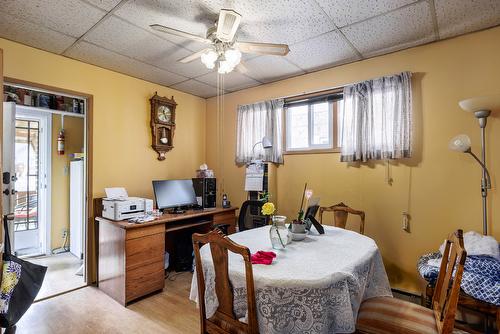 795 Lawson Avenue, Kelowna, BC - Indoor Photo Showing Dining Room