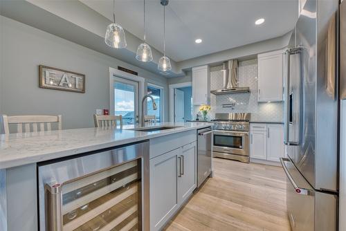 14-2161 Upper Sundance Drive, West Kelowna, BC - Indoor Photo Showing Kitchen With Upgraded Kitchen