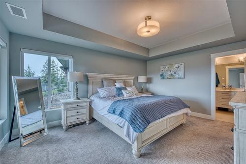 14-2161 Upper Sundance Drive, West Kelowna, BC - Indoor Photo Showing Bedroom