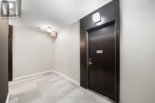 302 - 60 Absolute Avenue, Mississauga, ON - Indoor Photo Showing Other Room