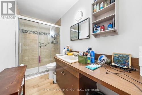 5 Pynford Crescent, Toronto, ON - Indoor Photo Showing Bathroom