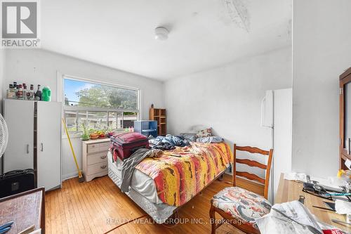 5 Pynford Crescent, Toronto, ON - Indoor Photo Showing Bedroom