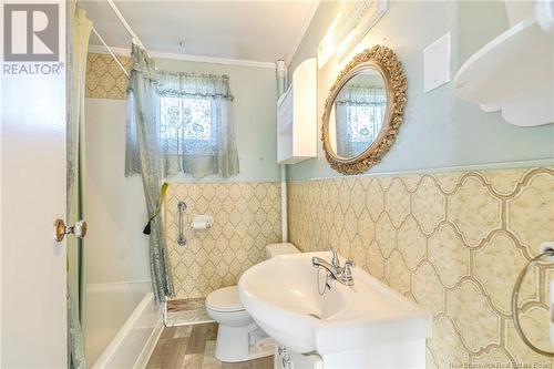 240 Acadie Street, Grande-Anse, NB - Indoor Photo Showing Bathroom