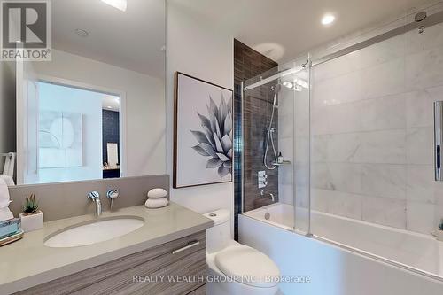 2108 - 33 Shore Breeze Drive, Toronto, ON - Indoor Photo Showing Bathroom