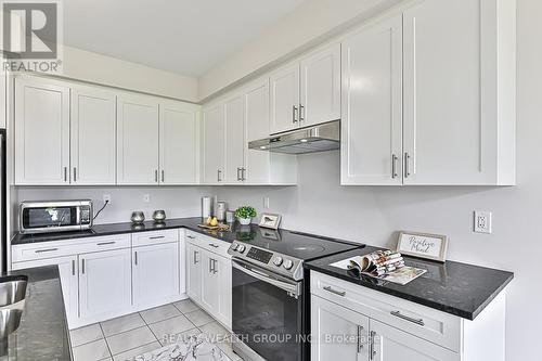 24 - 400 Finch Avenue, Pickering, ON - Indoor Photo Showing Kitchen